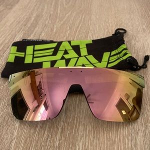 Unisex Mirrored Lens large frame sunglasses